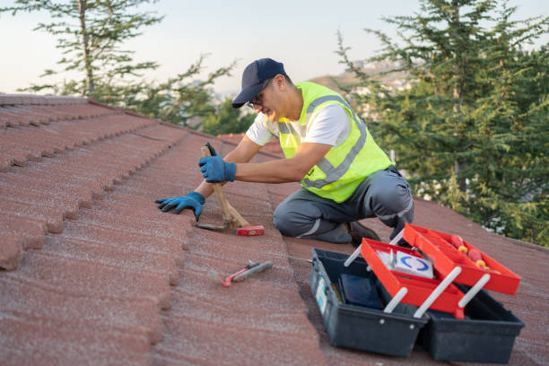Best Commercial Roofing Services  in Toppenish, WA