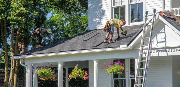 Best Roofing Contractors for Homes  in Toppenish, WA